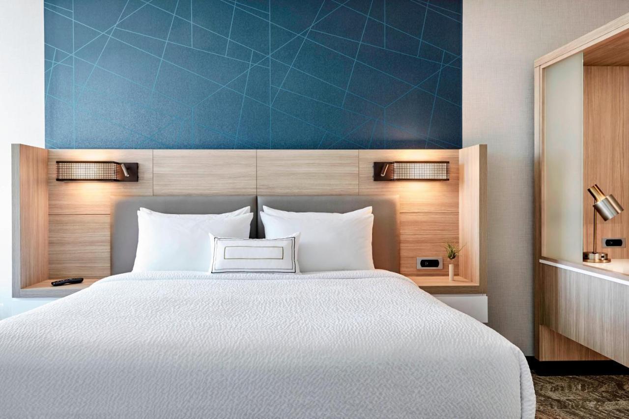 Springhill Suites By Marriott Cottonwood Exterior photo